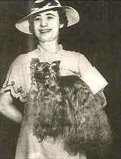 Goldie Stone - одна из первых заводчиков йорков.